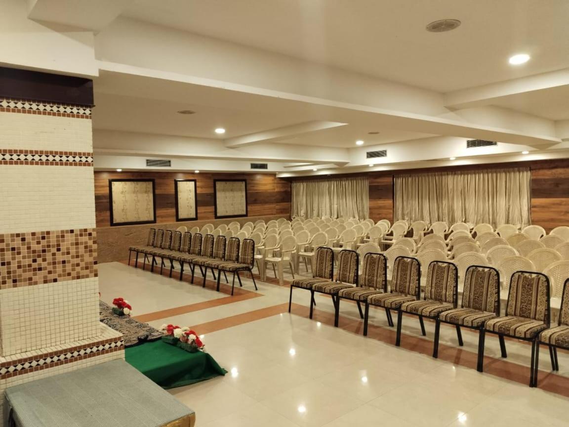 فندق مايواز Tiruchirappalli المظهر الخارجي الصورة