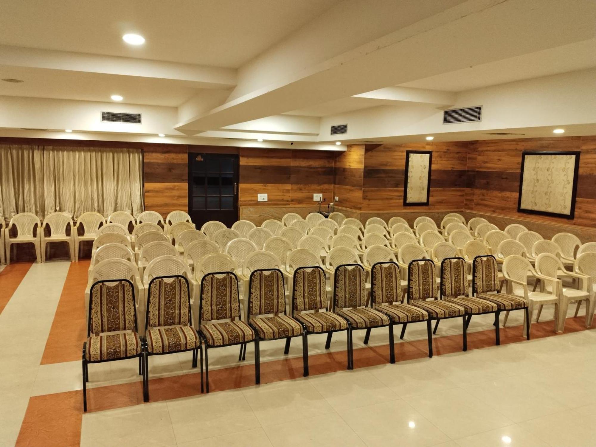 فندق مايواز Tiruchirappalli المظهر الخارجي الصورة